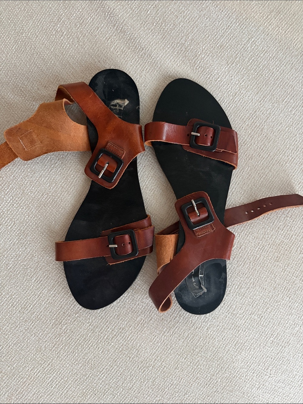 Steve Madden Brown Leather Buckle Strap Sandals